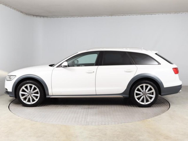 Audi A6 Allroad  3.0 TDI 