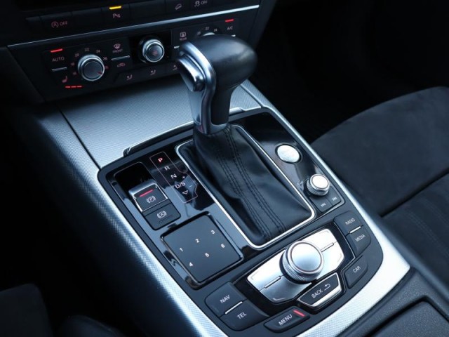 Audi A6 Allroad  3.0 TDI 