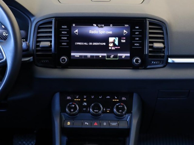 Škoda Karoq  1.5 TSI Fresh