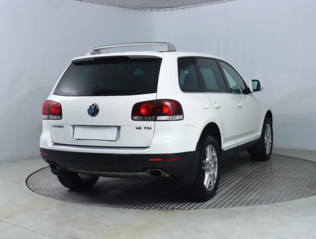 Volkswagen Touareg  3.0 TDI 