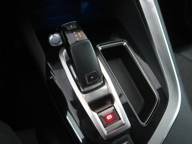 Peugeot 5008  PureTech 180 Allure