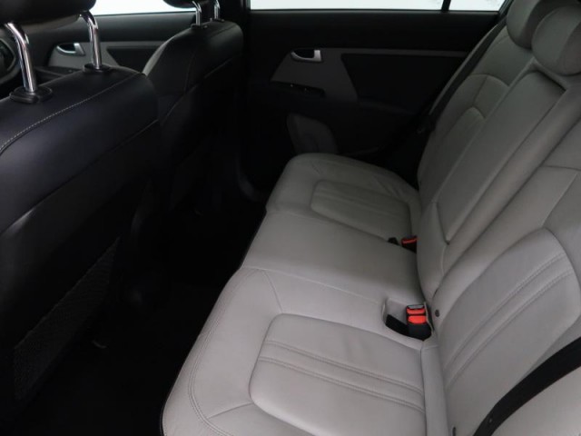 Kia Sportage  1.7 CRDi 