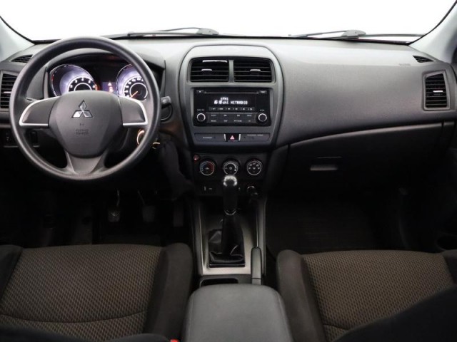 Mitsubishi ASX  1.6 MIVEC 