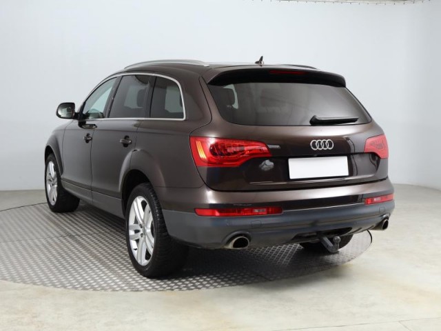 Audi Q7  3.0 TDI 