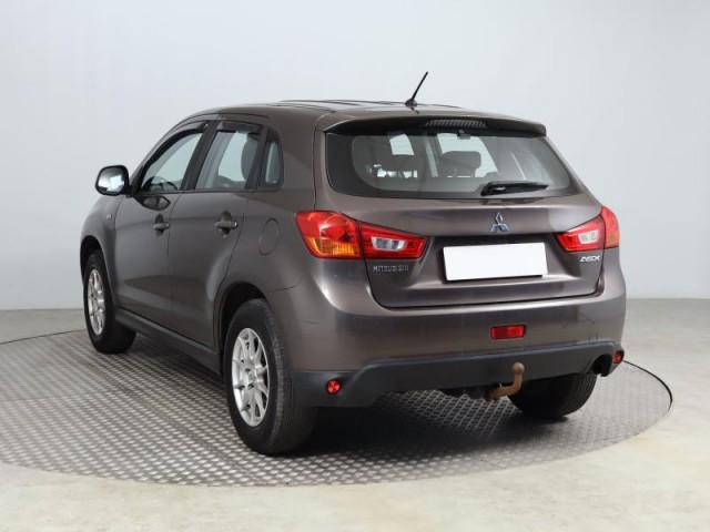 Mitsubishi ASX  1.6 MIVEC 