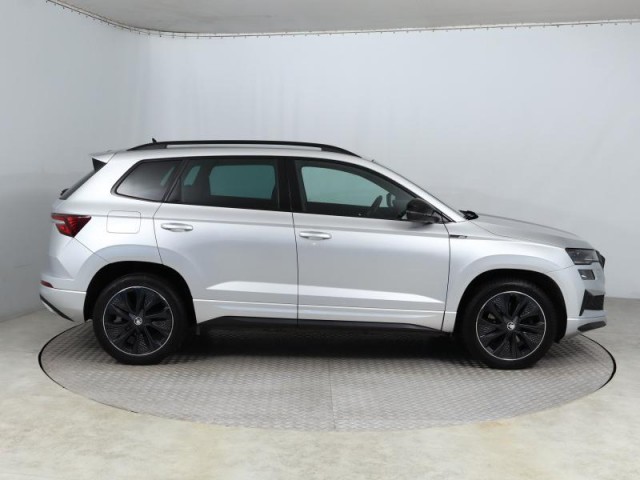 Škoda Karoq  1.5 TSI Sportline