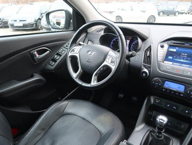 Hyundai ix35  2.0 CRDi 