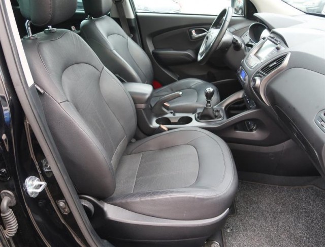 Hyundai ix35  2.0 CRDi 