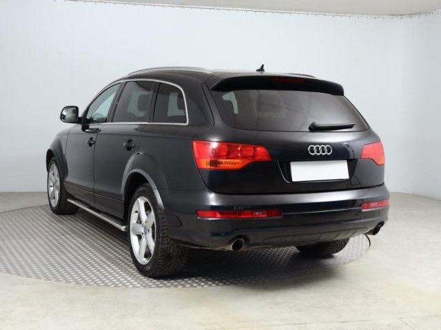 Audi Q7  3.0 TDI S-Line