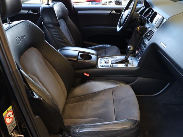 Audi Q7  3.0 TDI S-Line