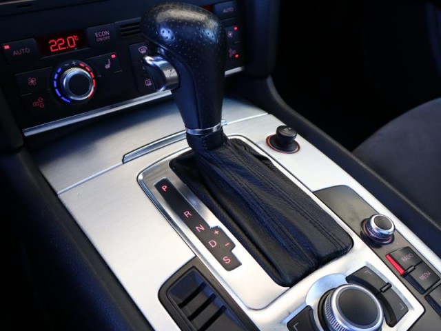 Audi Q7  3.0 TDI S-Line