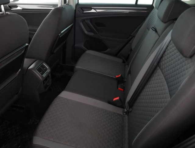 Volkswagen Tiguan  2.0 TSI Comfortline
