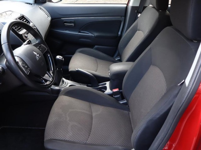 Mitsubishi ASX  1.6 MIVEC 