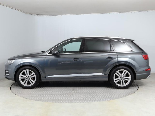 Audi Q7  3.0 TDI S-Line