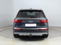 Audi Q7  3.0 TDI S-Line
