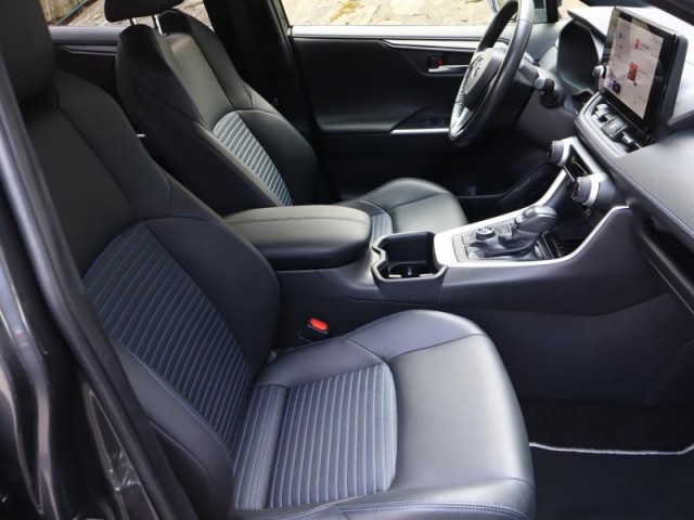Toyota RAV 4  2.5 Hybrid 