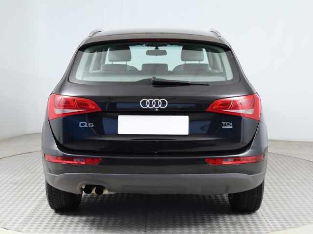 Audi Q5  2.0 TDI 