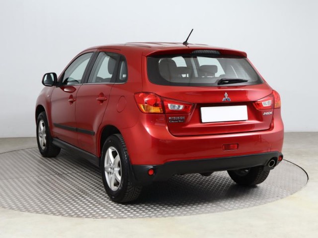 Mitsubishi ASX  1.6 MIVEC 