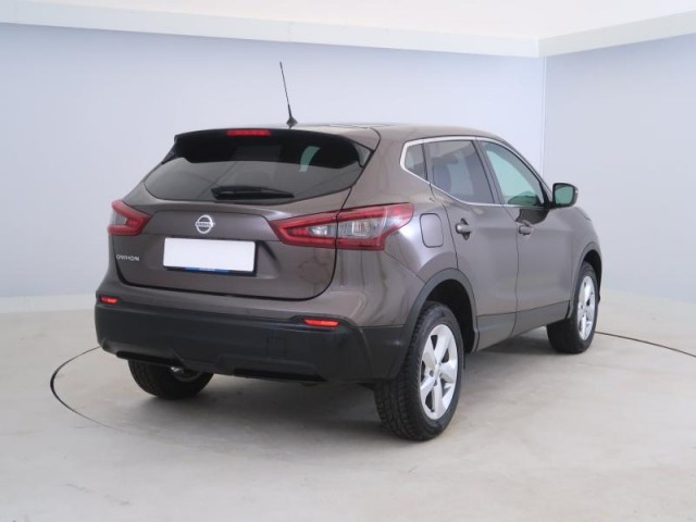 Nissan Qashqai  1.3 DIG-T Acenta