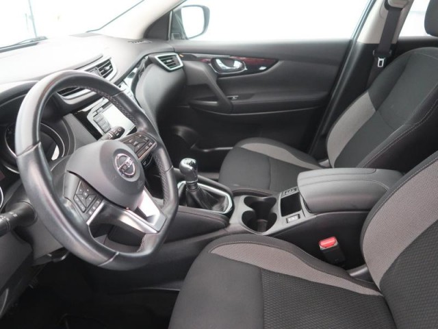Nissan Qashqai  1.3 DIG-T Acenta
