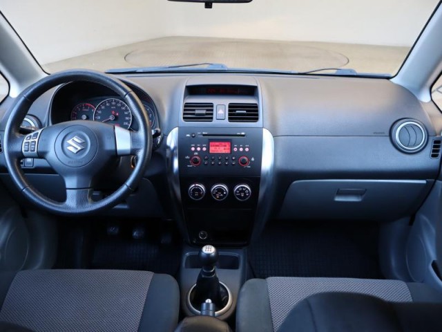 Suzuki SX4  1.6 VVT 