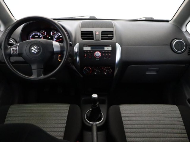 Suzuki SX4  1.5 VVT 