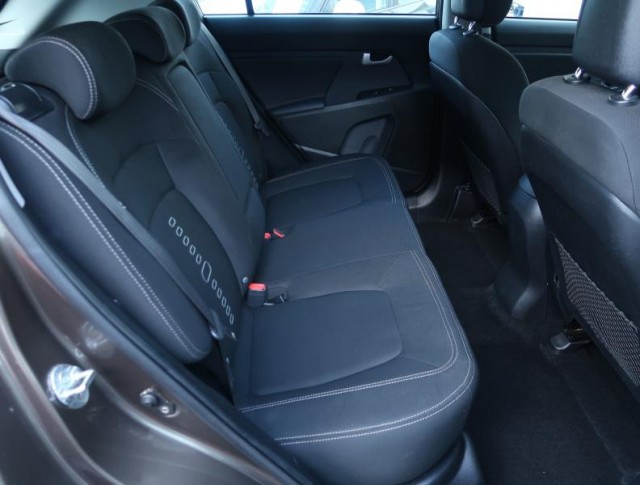 Kia Sportage  1.7 CRDi 