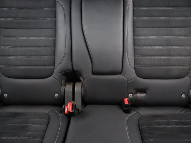 Mitsubishi Outlander  2.0 PHEV 