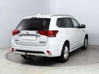 Mitsubishi Outlander  2.0 PHEV 