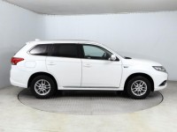 Mitsubishi Outlander  2.0 PHEV 