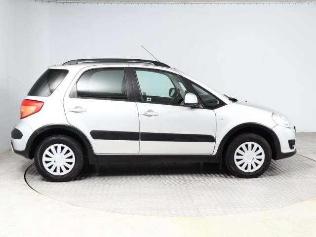 Suzuki SX4  1.6 VVT 