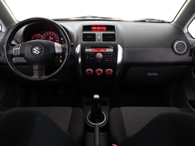 Suzuki SX4  1.6 VVT 