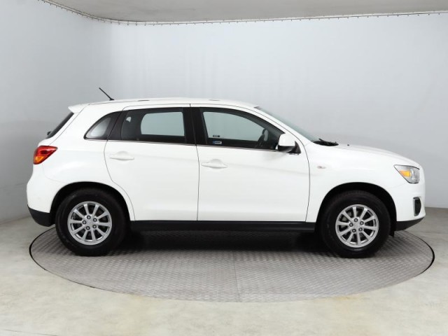 Mitsubishi ASX  1.6 MIVEC 
