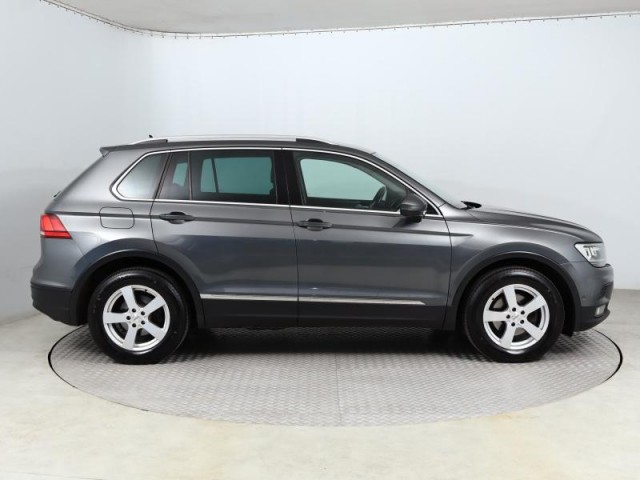 Volkswagen Tiguan  2.0 TDI Comfortline