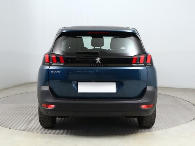 Peugeot 5008  1.5 BlueHDi 