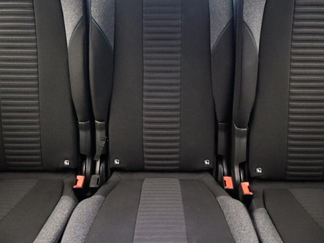 Peugeot 5008  1.5 BlueHDi 