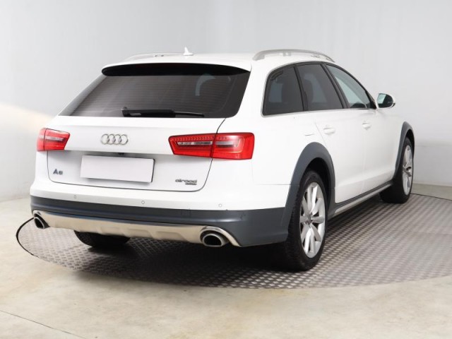 Audi A6 Allroad  3.0 TDI 
