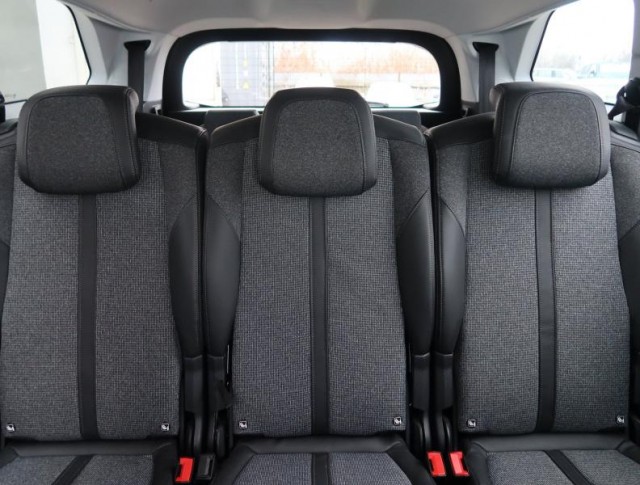 Peugeot 5008  PureTech 130 