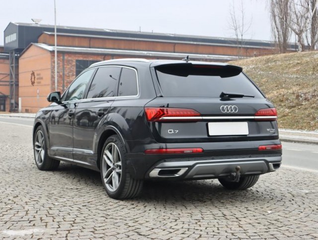 Audi Q7  50 TDI S-Line