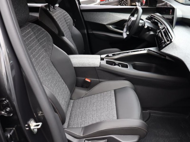 Peugeot 5008  PureTech 130 