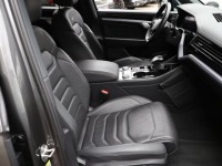 Volkswagen Touareg  3.0 TDI R-Line