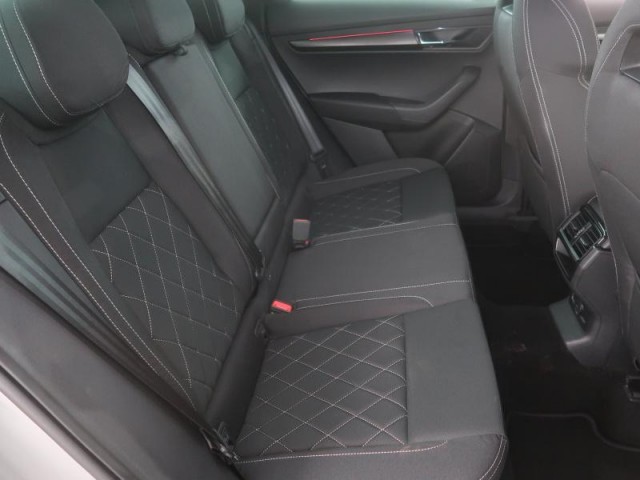 Škoda Karoq  1.5 TSI Sportline