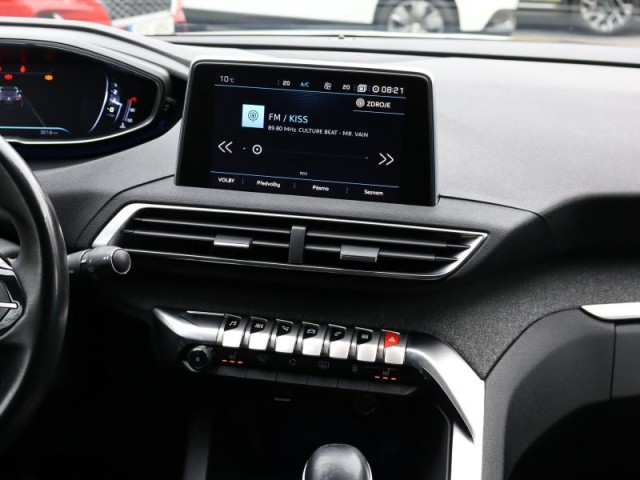 Peugeot 3008  1.2 PureTech Allure
