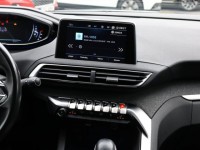 Peugeot 3008  1.2 PureTech Allure