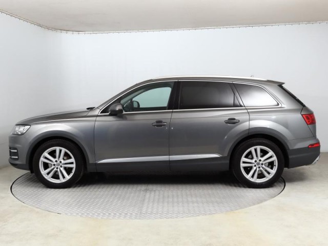 Audi Q7  3.0 TDI 