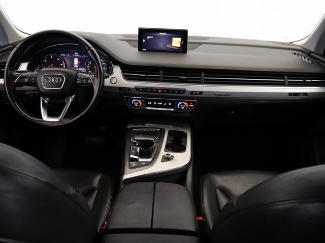Audi Q7  3.0 TDI 