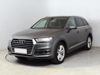 Audi Q7  3.0 TDI 