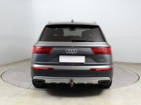 Audi Q7  3.0 TDI 