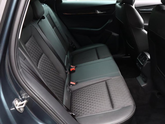 Škoda Karoq  1.5 TSI Style