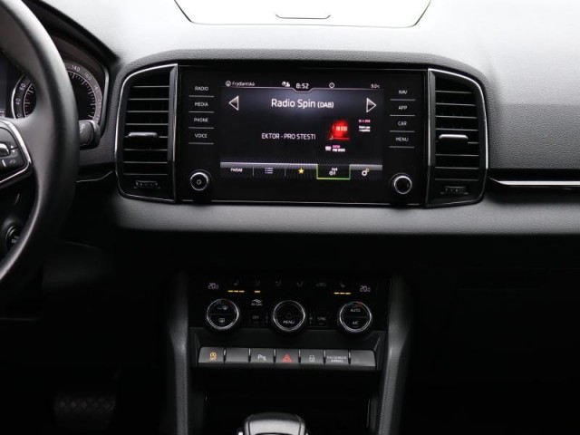 Škoda Karoq  1.5 TSI Style